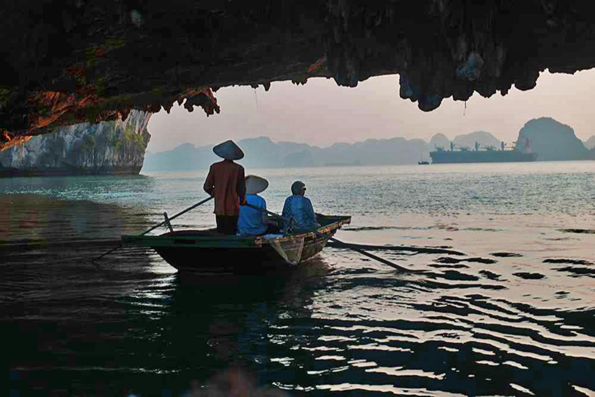 Halong Arcadia Cruise Hotel Ха Лонг Екстериор снимка
