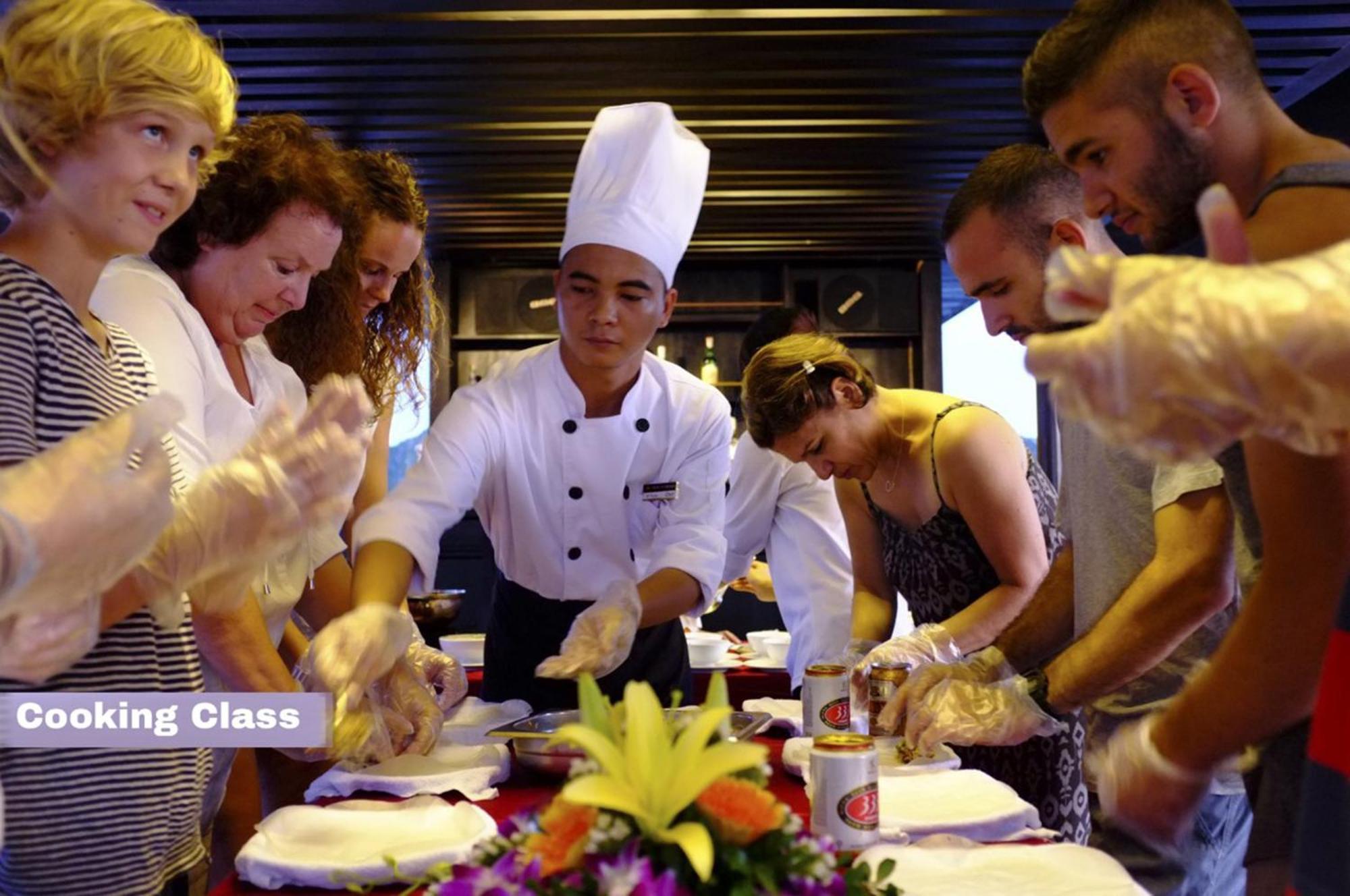 Halong Arcadia Cruise Hotel Ха Лонг Екстериор снимка